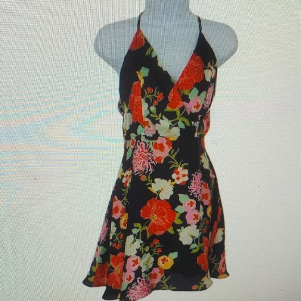 Lulu's Floral Tropical Print Criss Cross Back Lined Mini Dress Size Small